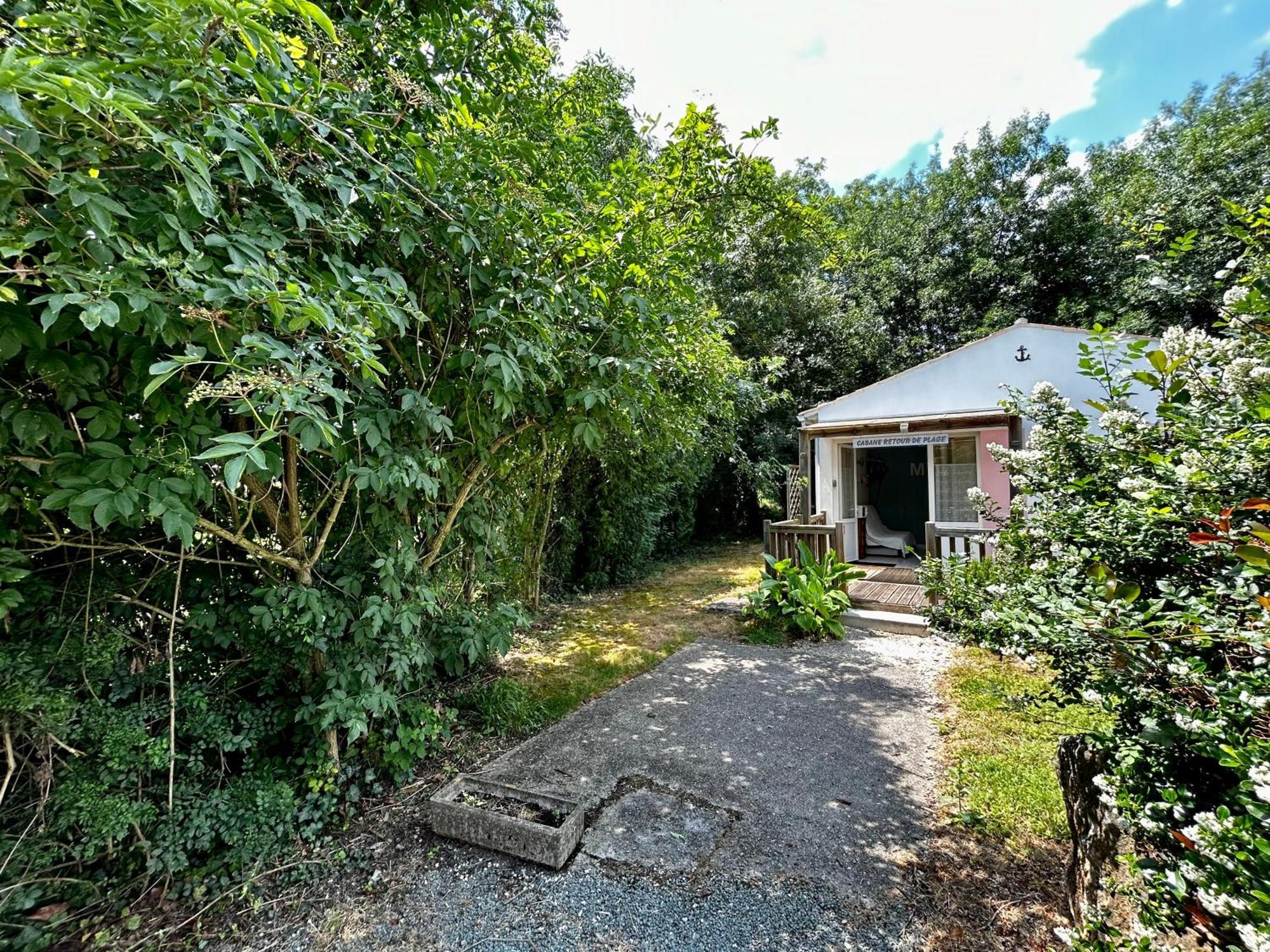 Les Cabanes Du Lac Vandré Exterior photo